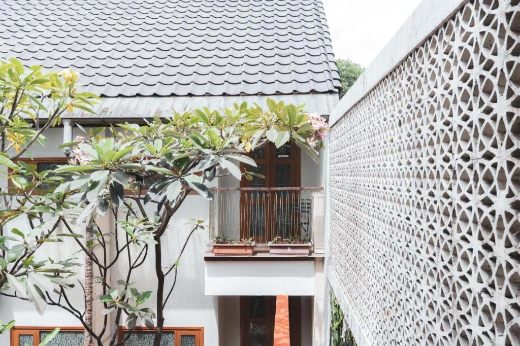Hotel Tibera Taman Cibeunying Bandung Exterior photo