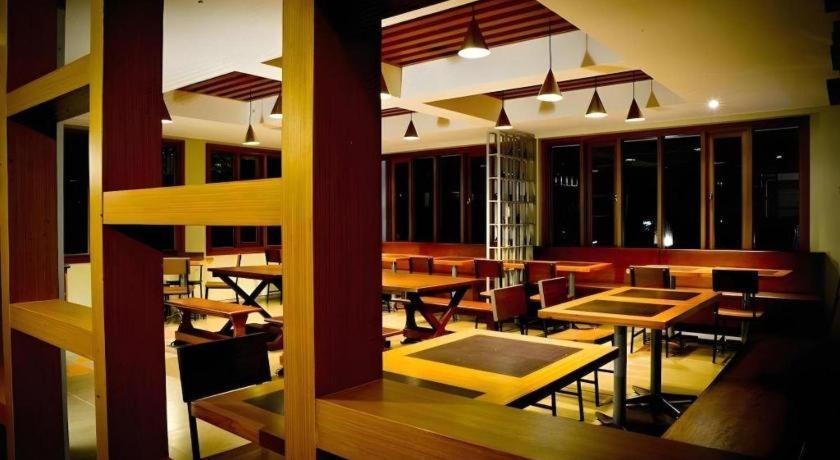Hotel Tibera Taman Cibeunying Bandung Exterior photo