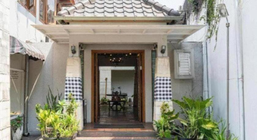 Hotel Tibera Taman Cibeunying Bandung Exterior photo